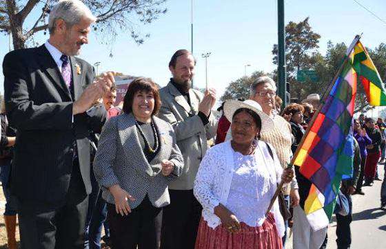 Zottos participó en el 189° aniversario de la independencia de Bolivia