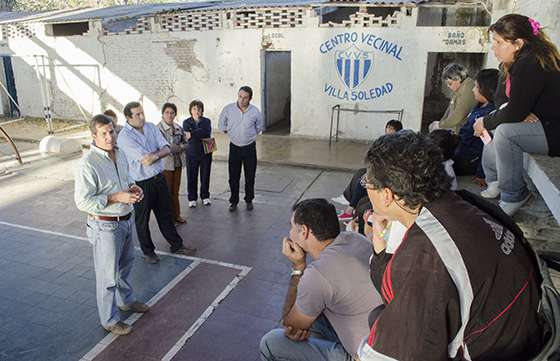 Prosiguen las visitas a centros vecinales de la Capital