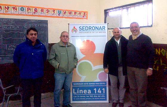 Padres de jóvenes en contexto de encierro fueron formados en materia de adicciones