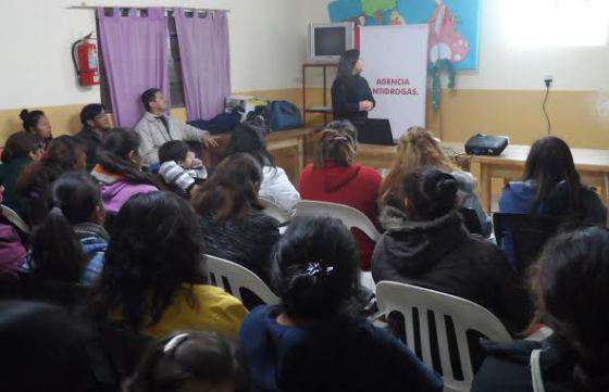 El Programa Multiplicar trabaja con titulares de derechos del Programa “Ellas Hacen”