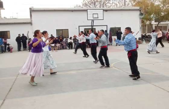 Vecinos de barrio Siglo XXI participaron de la jornada recreativa organizada por la Policía Comunitaria