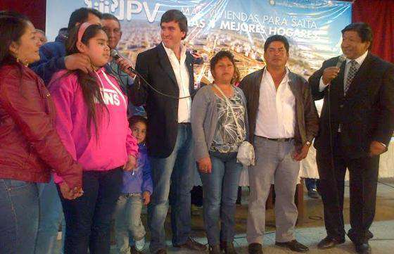 El Gobierno sorteó viviendas para 40 familias de Apolinario Saravia