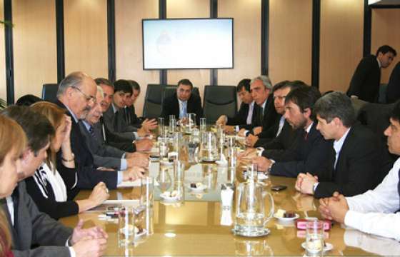 Salta propone agilizar las herramientas de ProEmplear para evitar despidos y suspensiones laborales