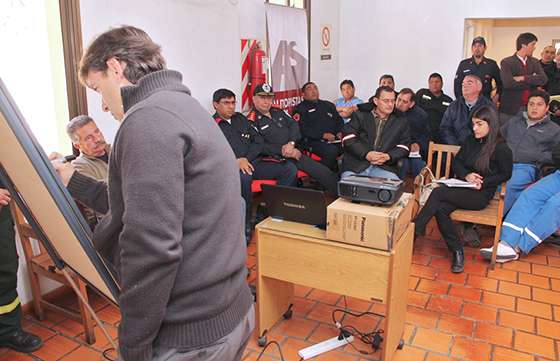 Coordinan acciones conjuntas de asistencia en la jurisdicción de Autopista Salta