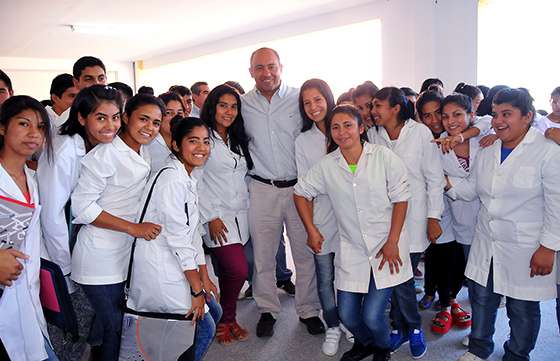 500 estudiantes de La Unión mejoran su calidad educativa con un nuevo edificio escolar