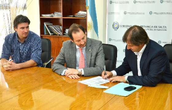 Más de 460 mil pesos aporta el Gobierno para erradicación de plagas en el Valle Calchaquí.