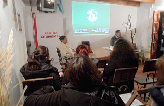 En La Caldera el Gobierno capacita a padres en temas vinculados a las drogas