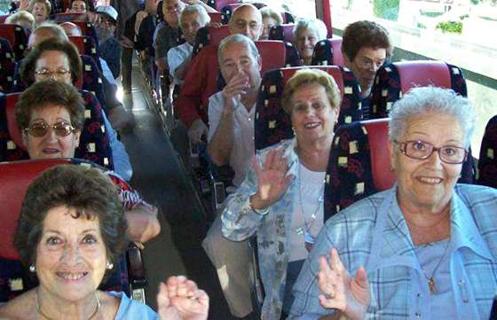 Desde hoy se inscribe a los adultos mayores con destino a Cataratas del Iguazú y Mendoza