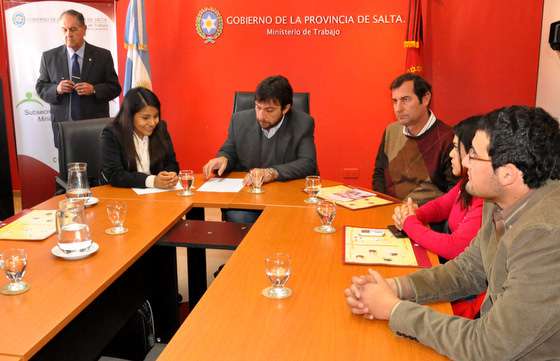 Jóvenes de 4 municipios se capacitarán en electricidad domiciliaria y en mantenimiento y reparación de motos