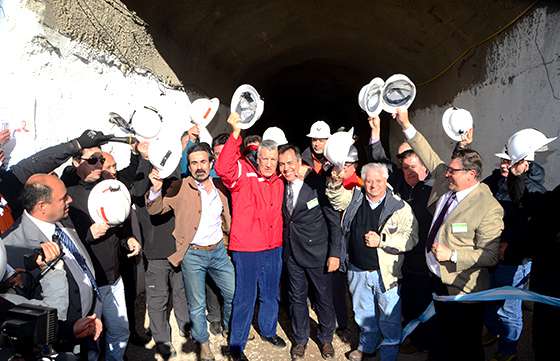 Salta participó en la inauguración de mina subterránea de oro en San Juan