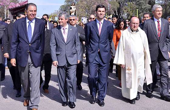 El Gobernador acompañó al pueblo de General Güemes en la fiesta patronal en honor a Santa Rosa de Lima