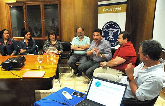 En una nueva reunión se informó a comerciantes sobre los trabajos de refacción de las peatonales