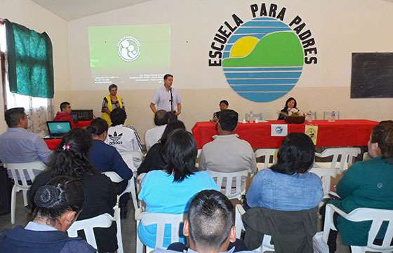 La Agencia Antidrogas continúa coordinando su trabajo con la Escuela para Padres