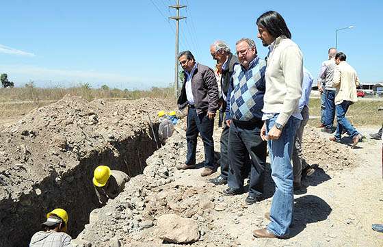 Funcionarios provinciales inspeccionaron obras y servicios en Campo Quijano