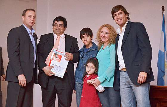 En Metán el Gobierno entregó viviendas para empleados judiciales
