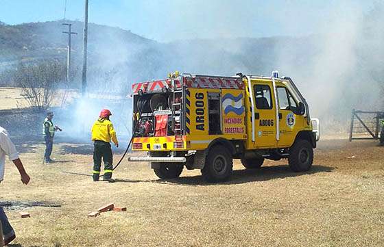 Entre varios organismos se controló un foco de incendio en jurisdicción de Autopistas Salta