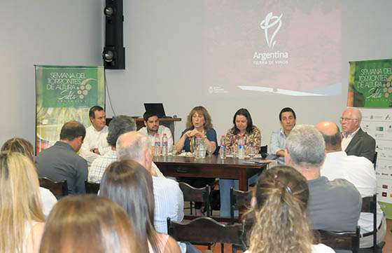 En Cafayate se desarrolló el Foro Nacional de Enoturismo