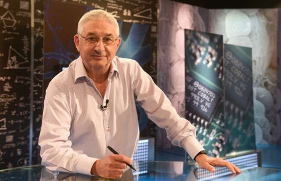 Adrián Paenza llega a Salta para filmar Alterados por Pi