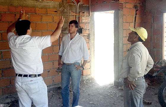 El IPV reinicia las obras en barrios El Huayco y Atocha con empresas salteñas