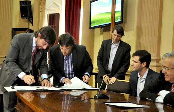 El ministerio de Trabajo promueve microcréditos como herramientas de integración social