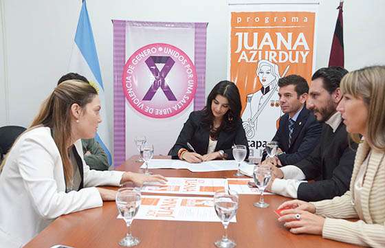 Capacitarán en emprendimientos a mujeres vulnerables