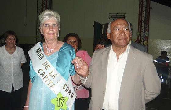 Rosa del Carmen Barba es la reina provincial de la tercera edad
