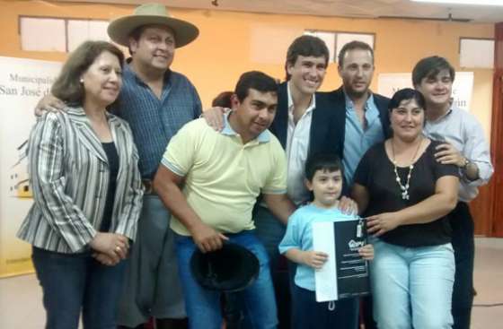 Familias del sur de la provincia son nuevas propietarias de viviendas