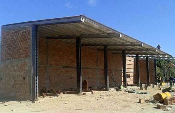 Avanza la construcción del parador de colectivos de Santa Victoria Este