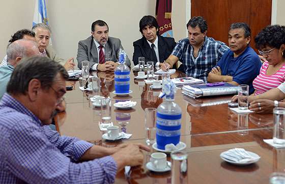 Reunión con gremios de la salud