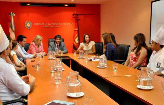 Articulan acciones para optimizar la producción de la próxima empresa social de panificados para celíacos