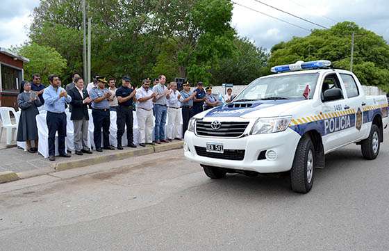 Más móviles policiales en el interior provincial