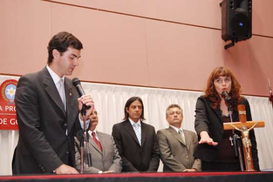 Urtubey tomó juramento a la nueva secretaria de Salud Mental y Abordaje de las Adicciones