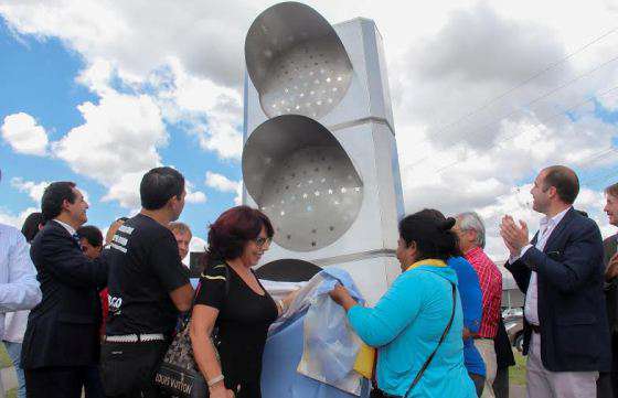 Seguridad junto a Pavicei en la inauguración del monumento a las víctimas de siniestros viales