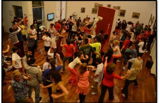Se realizó la Muestra Anual de Danza Terapia a cargo de adultos mayores