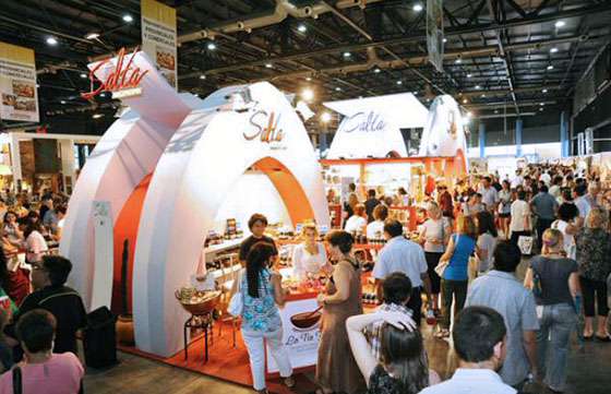 Artesanos salteños exponen sus productos en la Feria Internacional de Artesanías
