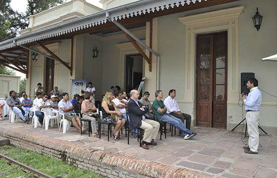 Referentes gastronómicos de El Carril se capacitaron sobre vinos de altura