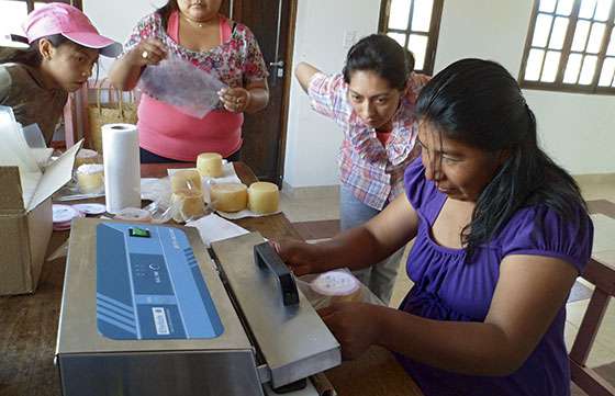 Promueven  mediante un seminario el desarrollo productivo de cada comunidad
