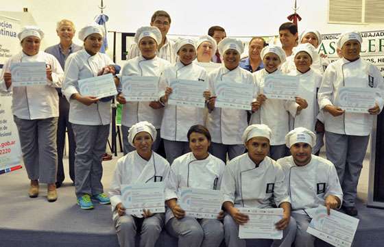 Capacitaron durante este año a 200 personas en panadería y pastelería