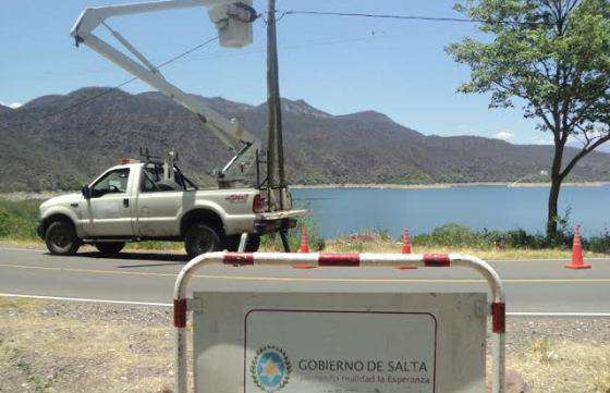 La Provincia mejora la iluminación en rutas del área metropolitana