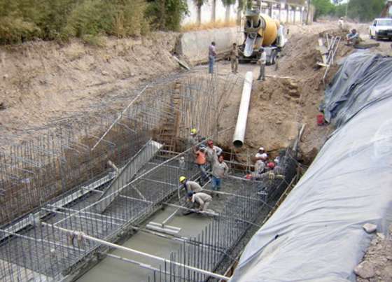 Avanzan las obras del canal de Velarde en la zona sur capitalina