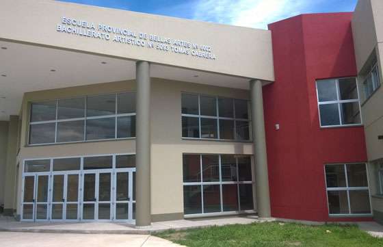 La directora de Infraestructura Escolar recorrió las obras del nuevo edificio para el colegio Tomás Cabrera