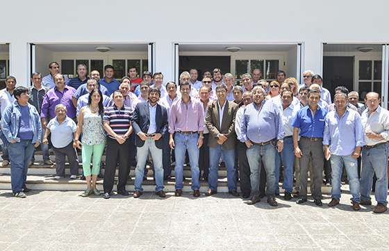 Representantes gremiales apoyan la política destinada a trabajadores y a los más humildes