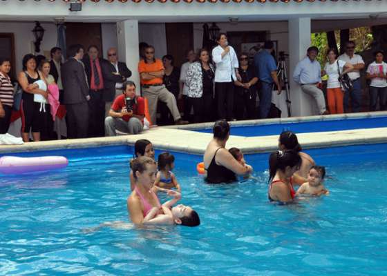 Alumnos especiales practicarán hidroterapia en el hotel Termas de Rosario de la Frontera