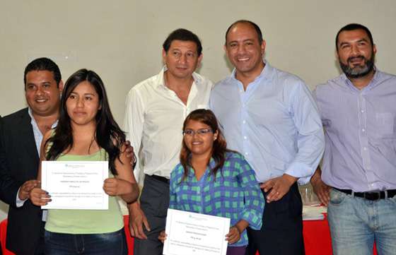 Comenzó el período de inscripciones para acceder a becas universitarias y terciarias