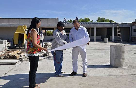 Más de $15 millones se invierte en obras escolares en villa Cristina y villa María Esther