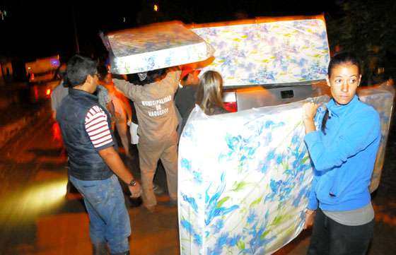 La Provincia asistió a damnificados por el temporal en Vaqueros