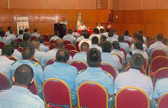 Personal Penitenciario se capacitó en técnicas de abordaje para la prevención del suicidio