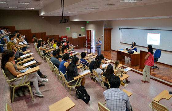 Exámenes de ingreso para la Escuela de Policía