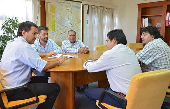 El ministro de Gobierno se reunió con autoridades de la Federación de Centros Vecinales