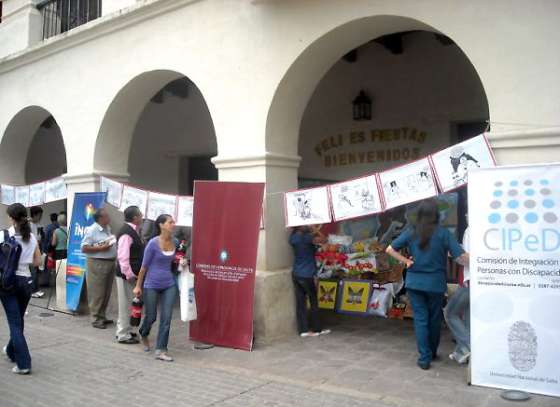 Feria por la inclusión de personas discapacitadas
